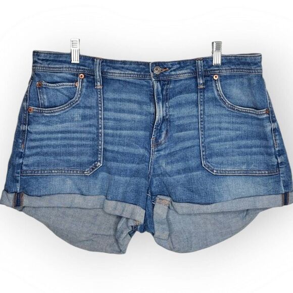 American Eagle Outfitters Pants - American Eagle Women's Plus Size Dreamy Drape Stretch Denim Easy Shortie size 14